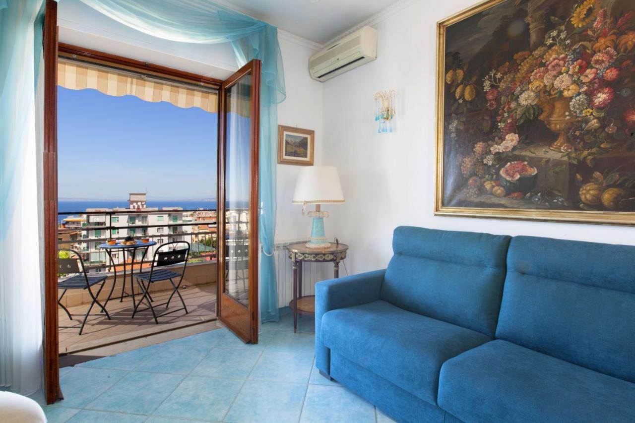 Amore Rentals - Appartamento Cielomare Sorrento Exterior foto