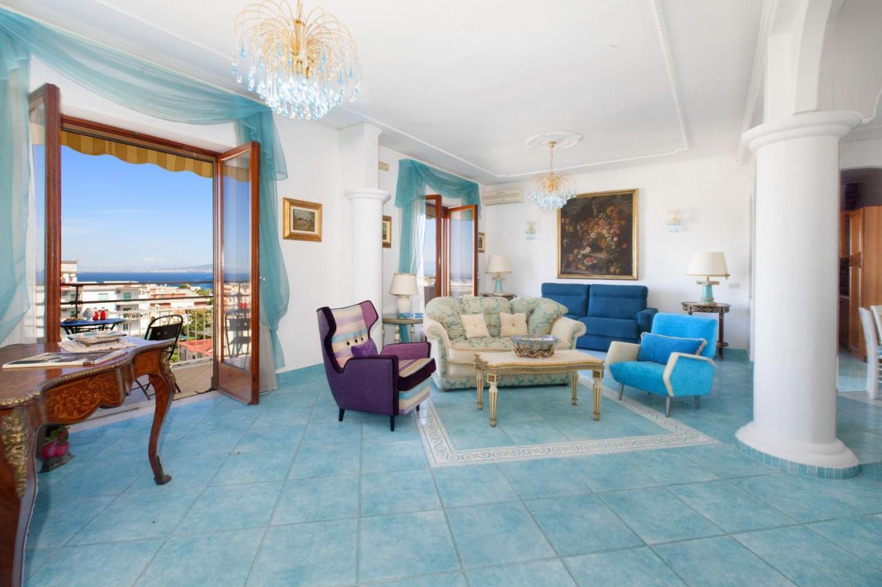 Amore Rentals - Appartamento Cielomare Sorrento Exterior foto