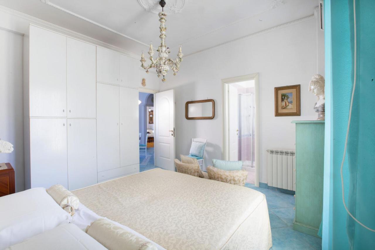 Amore Rentals - Appartamento Cielomare Sorrento Exterior foto
